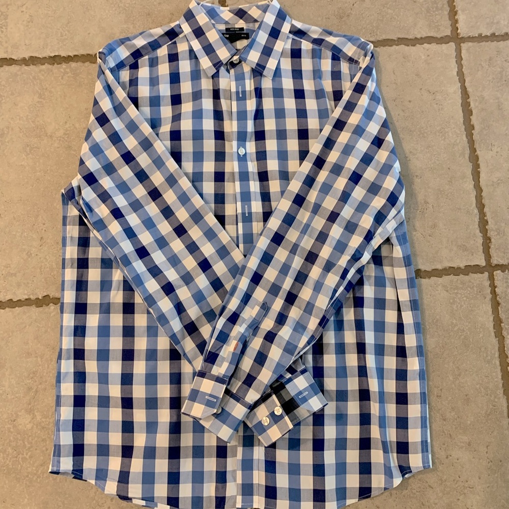 Gap Men’s Slim Fit Shirt- Large